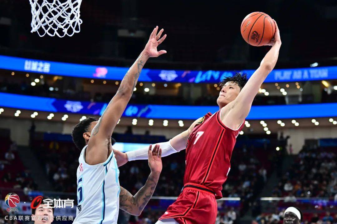 今夜CBA常规赛传出新动向，迈阿密热火再遭质疑，管理层表态——气氛紧张，赛季目标并未改变的简单介绍